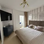Daire Playaduquesa Seaview