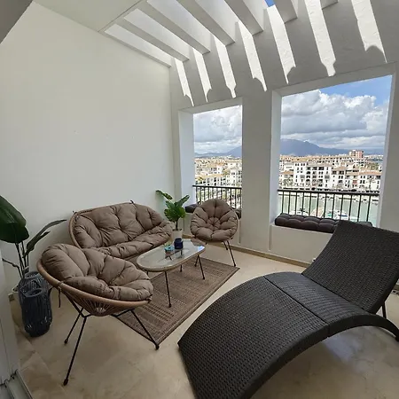 Playaduquesa Seaview Lejlighed